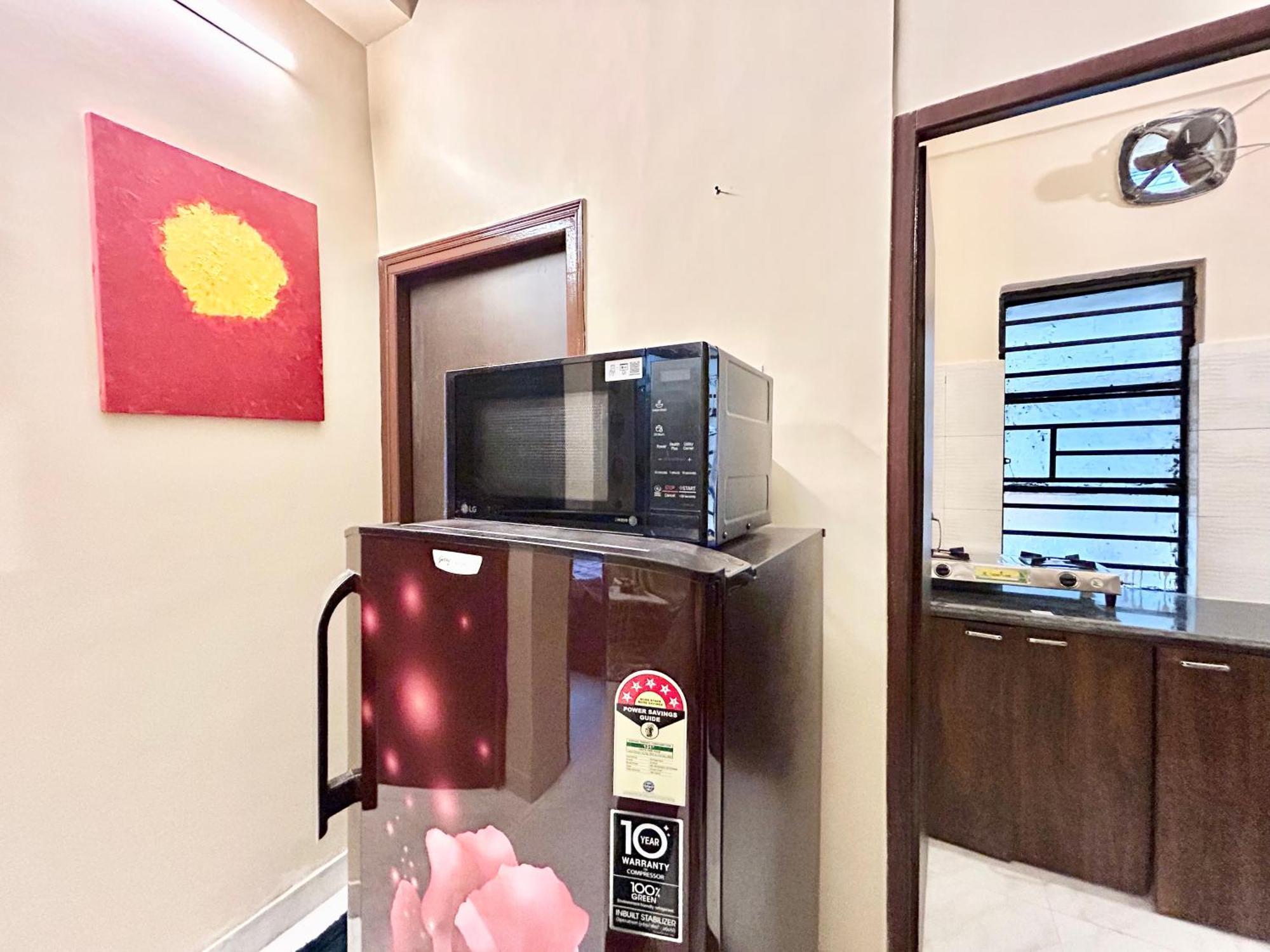 Cozy 2Bhk Apt Near Ruby Hospital & Em Bypass Καλκούτα Εξωτερικό φωτογραφία