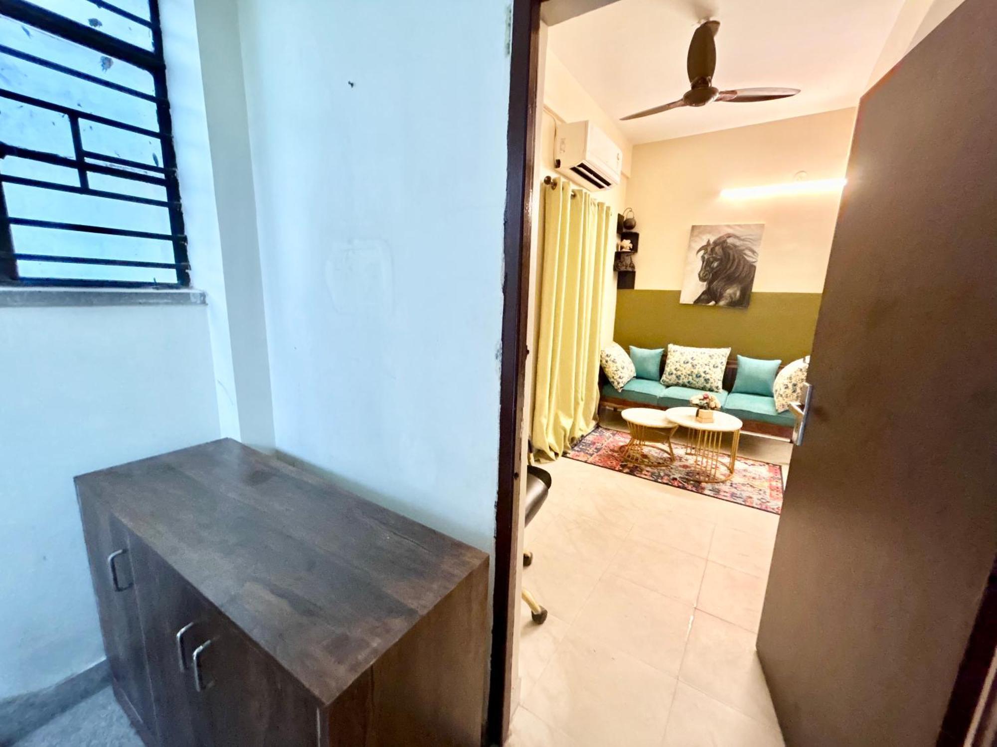 Cozy 2Bhk Apt Near Ruby Hospital & Em Bypass Καλκούτα Εξωτερικό φωτογραφία