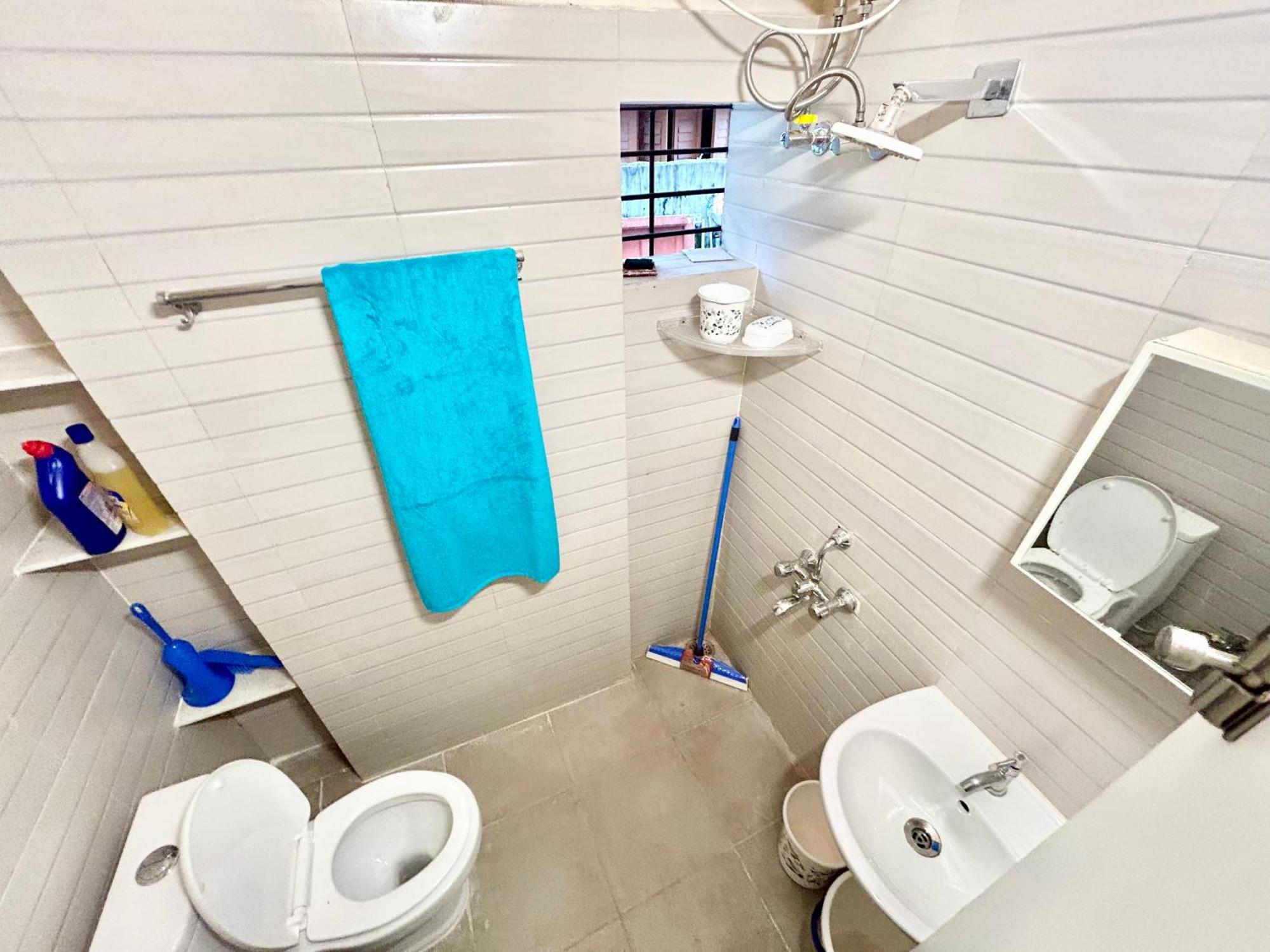 Cozy 2Bhk Apt Near Ruby Hospital & Em Bypass Καλκούτα Εξωτερικό φωτογραφία